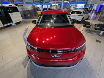Used Ford Explorer 2025 for sale - 75565453: Photo