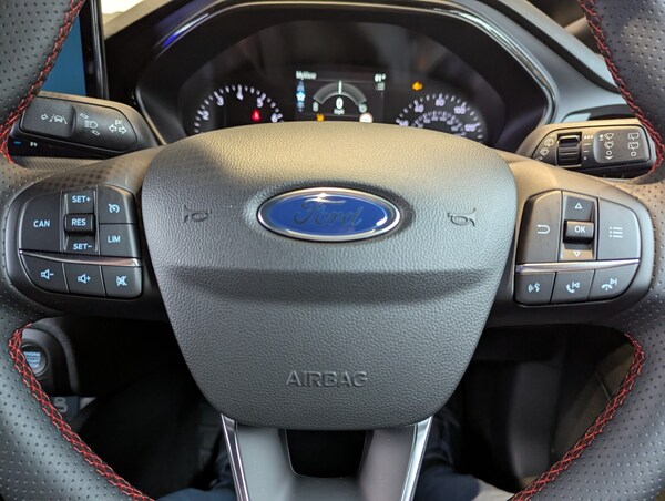 Used Ford Focus 2025 for sale - 76008111: Photo 29
