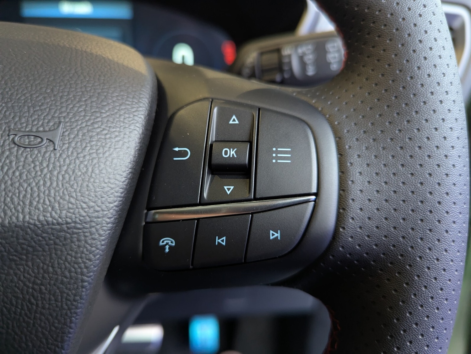 Used Ford Kuga 2025 for sale - 75984760: Photo 27