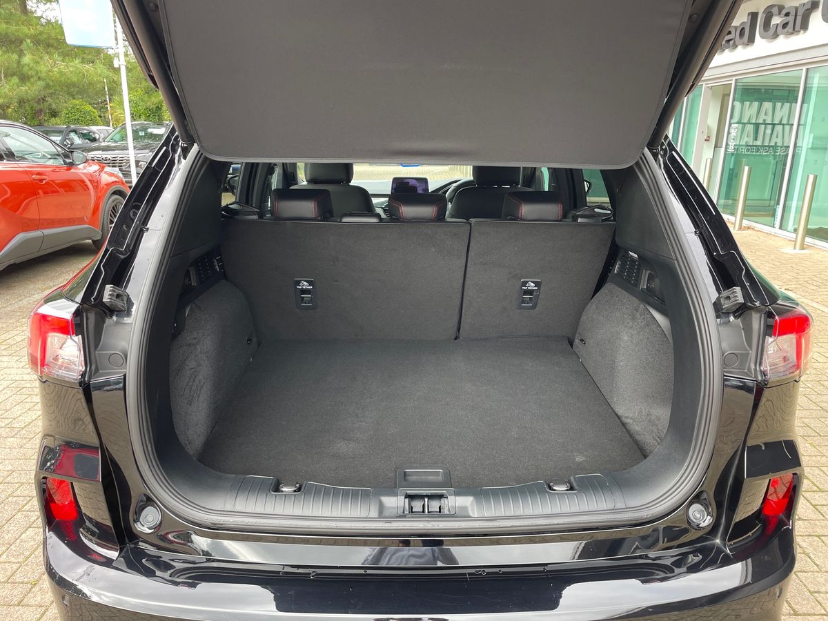 Used Ford Kuga 2024 for sale - 76428030: Photo 17