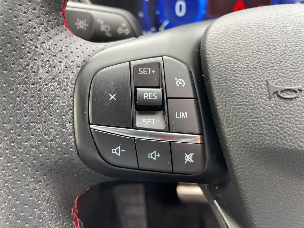 Used Ford Kuga 2024 for sale - 76428030: Photo 35