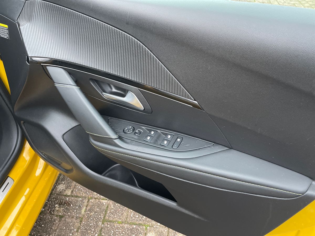 Used Peugeot 208 2021 for sale - 76872755: Photo 24