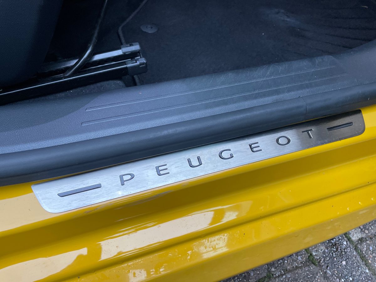 Used Peugeot 208 2021 for sale - 76872755: Photo 41