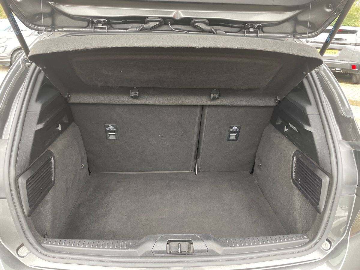 Used Ford Focus 2023 for sale - 77771160: Photo 17