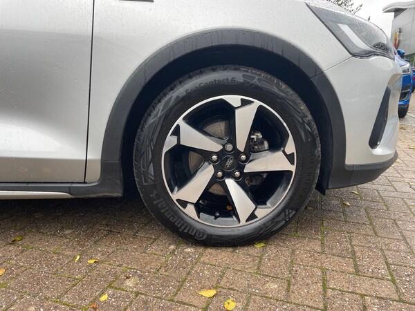 Used Ford Focus 2022 for sale - 76168782: Photo 11