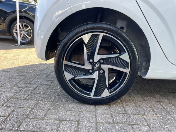 Used Hyundai i10 2021 for sale - 76311943: Photo 14