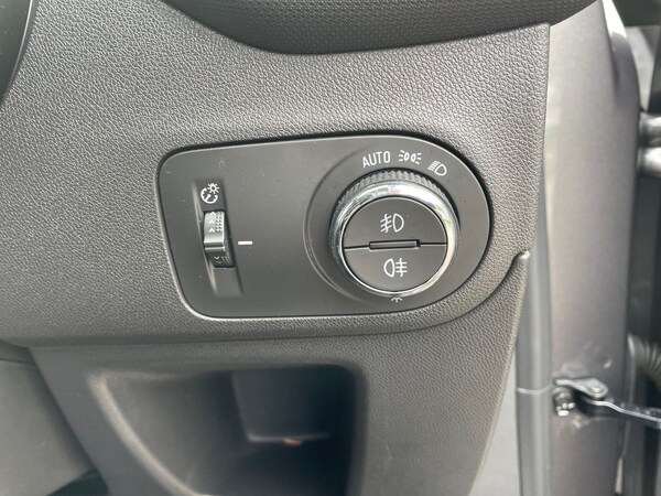 Used Vauxhall Crossland 2022 for sale - 75783975: Photo 35