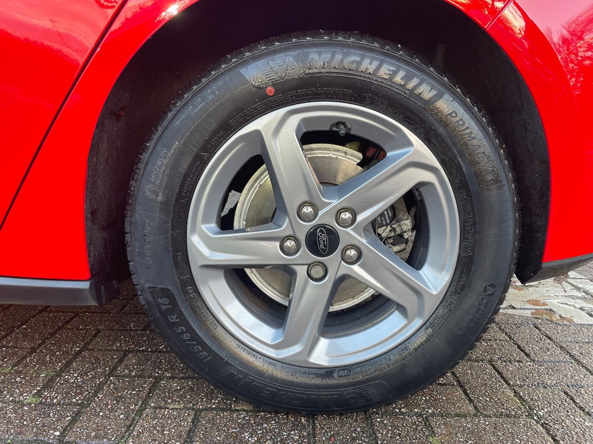 Used Ford Focus 2019 for sale - 76684139: Photo 15