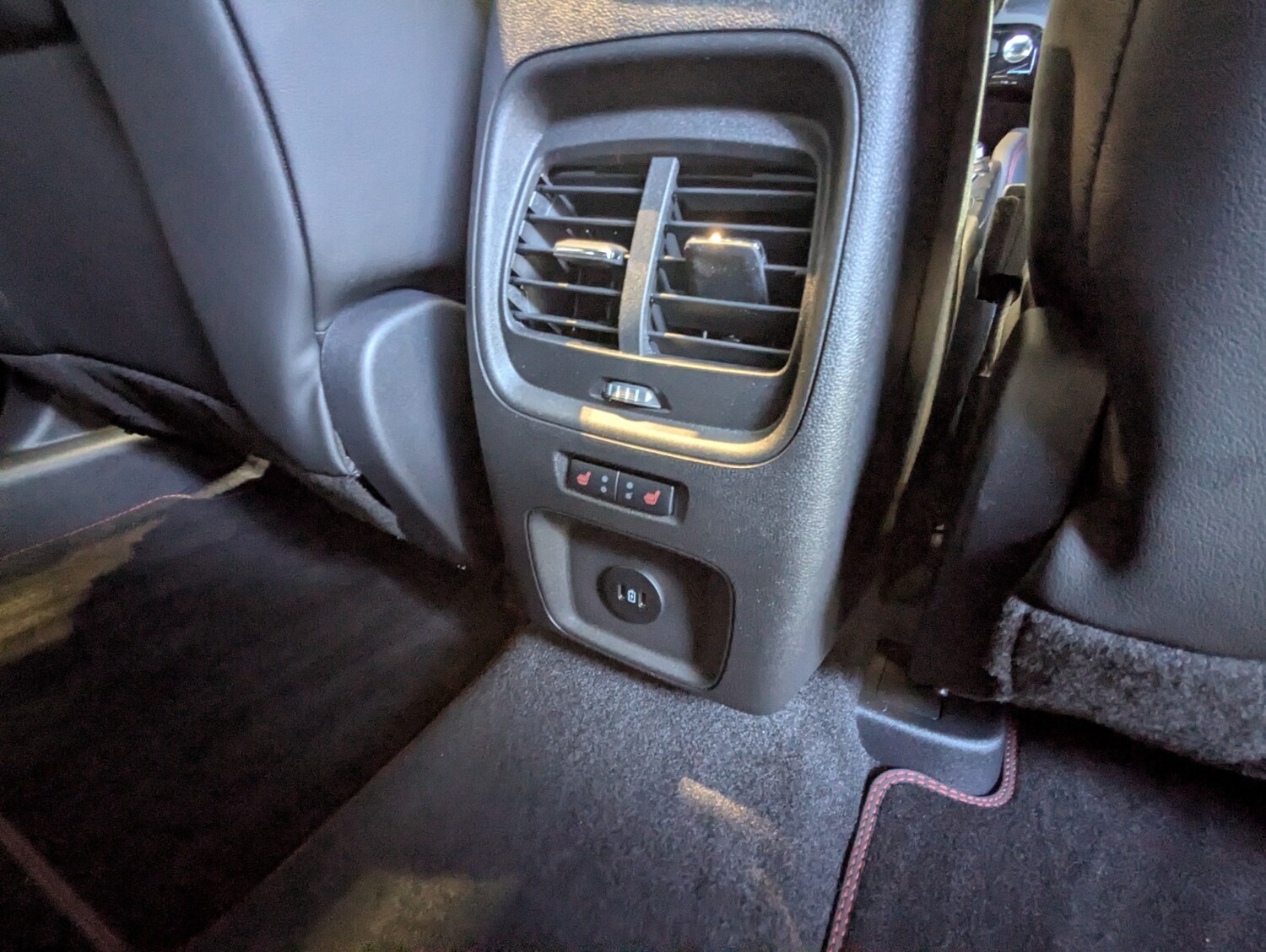 Used Ford Kuga 2025 for sale - 76602970: Photo 9