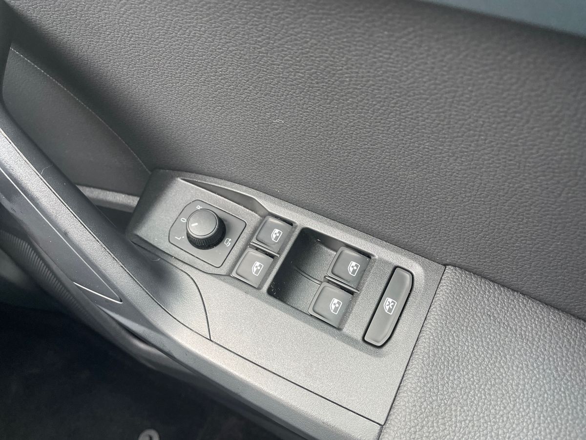 Used SEAT Arona 2024 for sale - 76297360: Photo 24