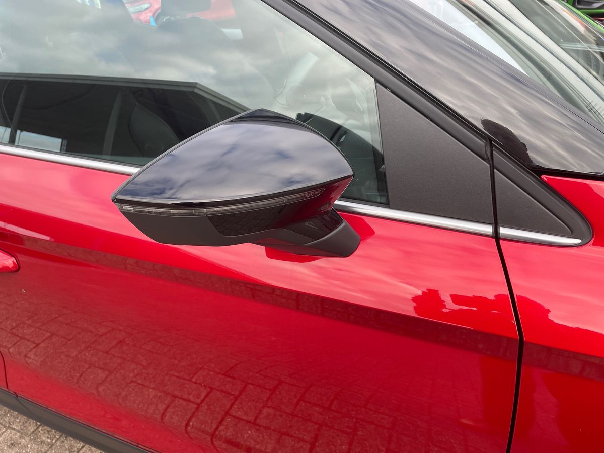 Used SEAT Arona 2024 for sale - 76297360: Photo 29