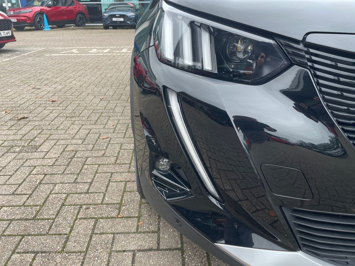 Used Peugeot 2008 2022 for sale - 76684130: Photo 32