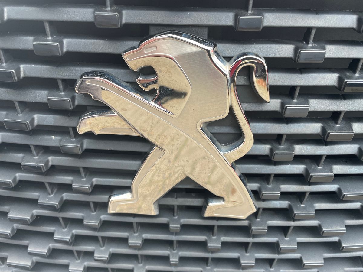 Used Peugeot 2008 2022 for sale - 76684130: Photo 33