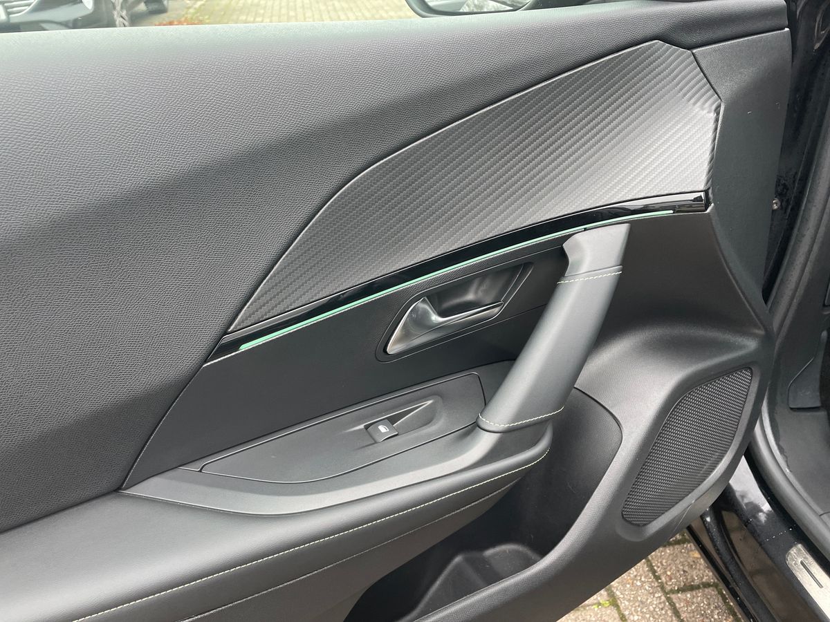 Used Peugeot 2008 2022 for sale - 76684130: Photo 37