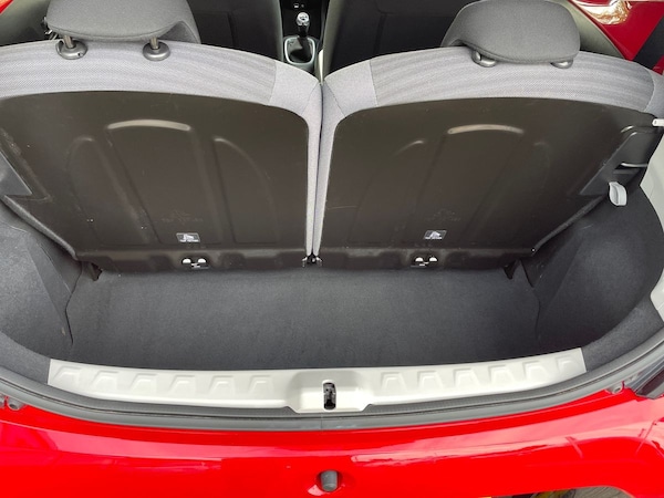 Used Toyota AYGO 2018 for sale - 76112218: Photo 17