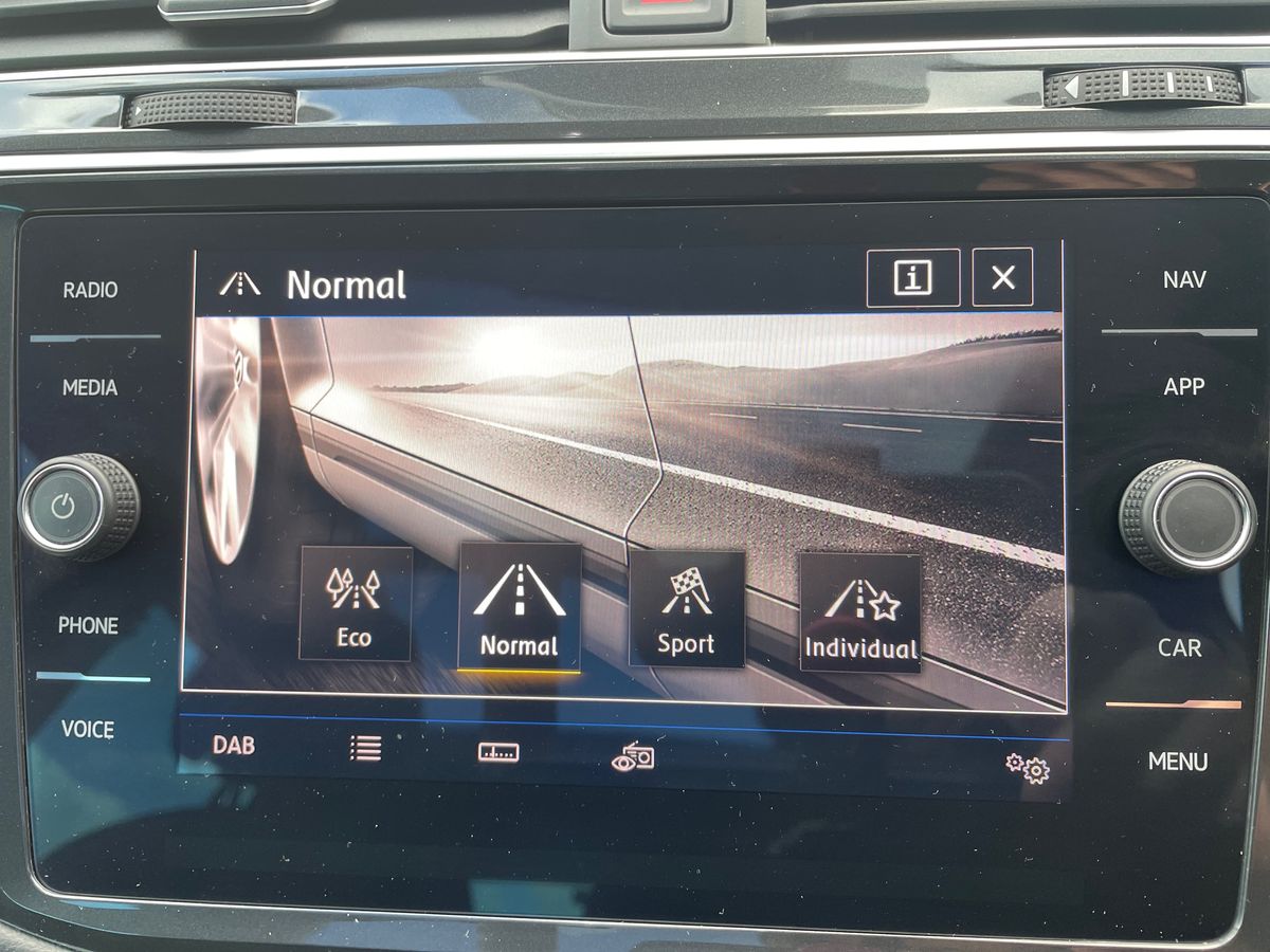 Used Volkswagen Tiguan 2020 for sale - 76384527: Photo 50