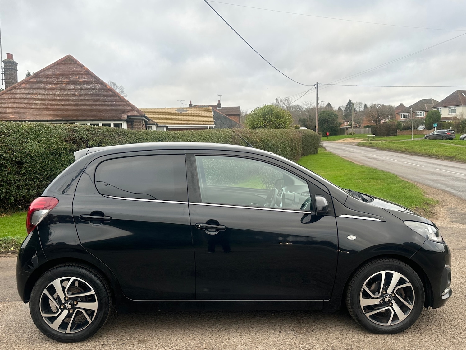 Used Peugeot 108 2017 for sale - 77055725: Photo 3