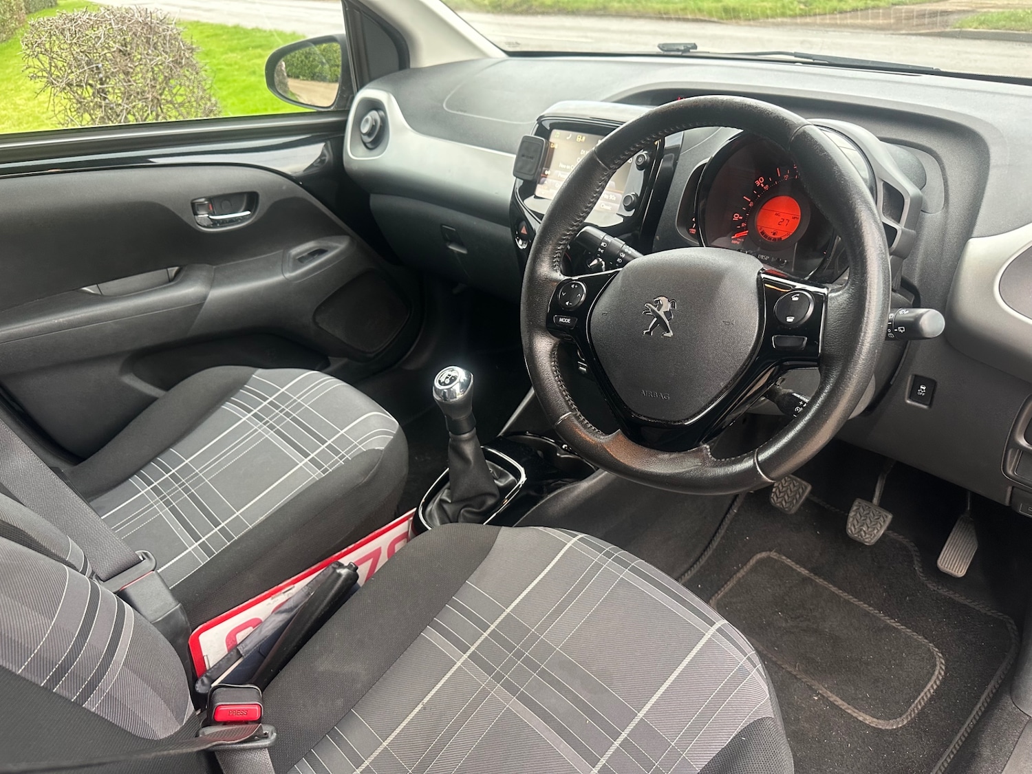 Used Peugeot 108 2017 for sale - 77055725: Photo 8