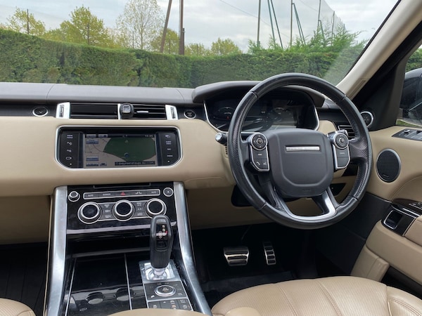 Used Land Rover Range Rover Sport 2015 for sale - 76148292: Photo 9
