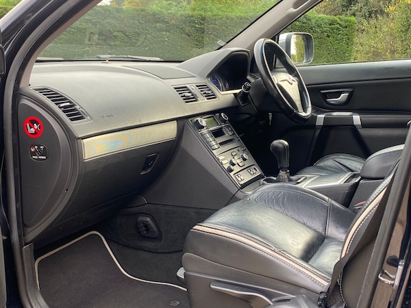 Used Volvo XC90 2010 for sale - 76236396: Photo 8