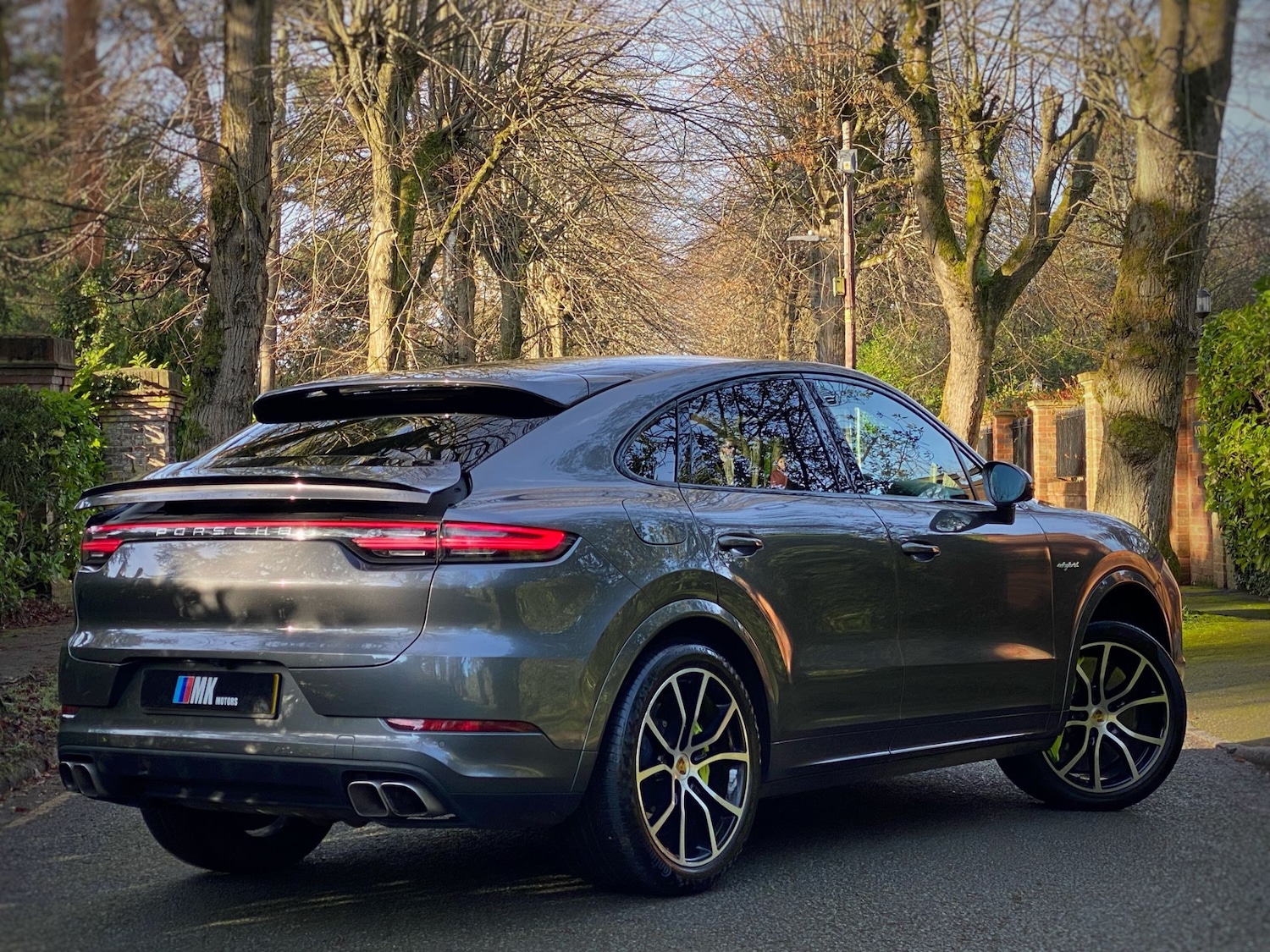 Used Porsche Cayenne 2020 for sale - 77019948: Photo 2