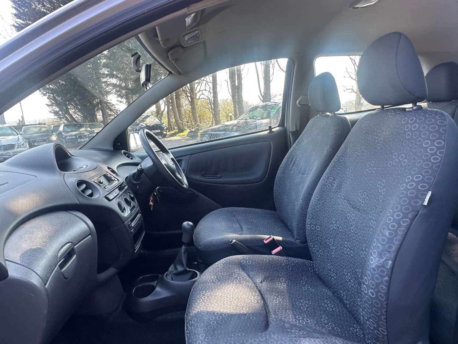 Used Toyota Yaris 2004 for sale - 77950539: Photo 9