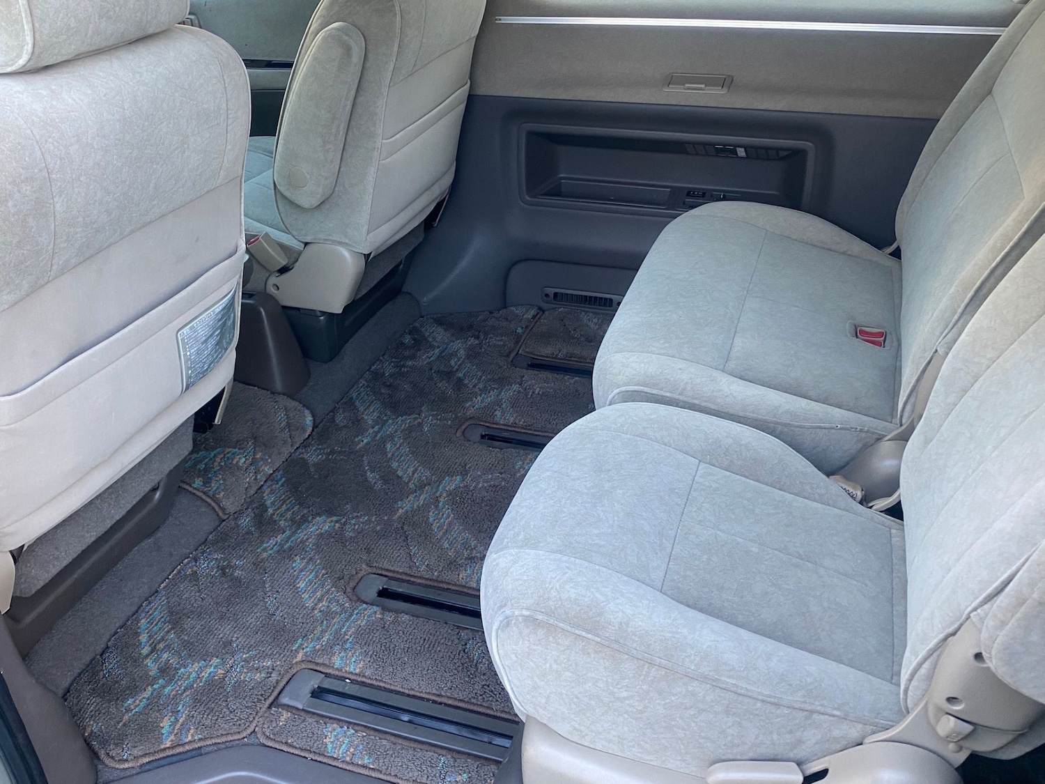 Used Toyota Granvia 2001 for sale - 76796714: Photo 6