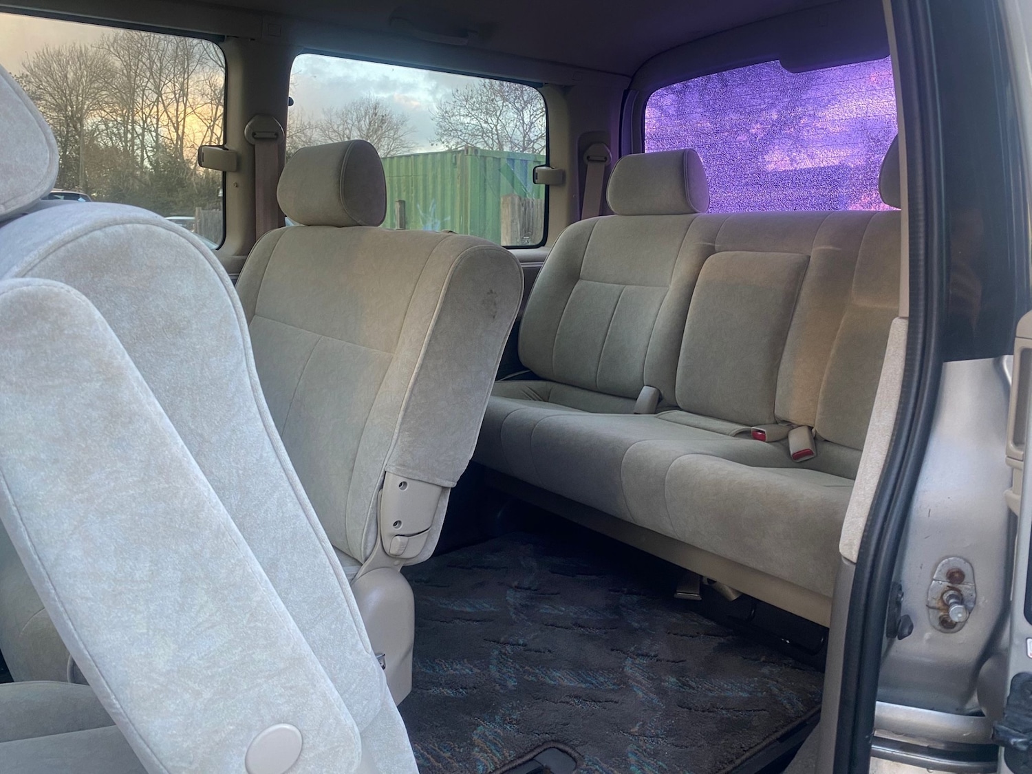 Used Toyota Granvia 2001 for sale - 76796714: Photo 7