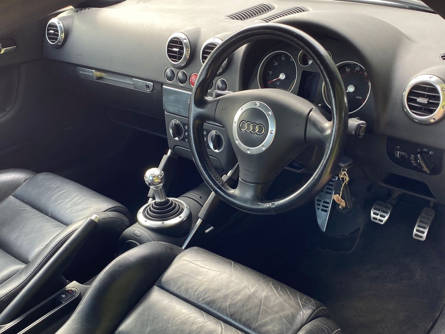 Used Audi TT 2003 for sale - 67942100: Photo 10