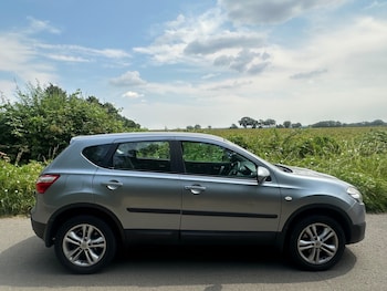 Used Nissan Qashqai 2010 for sale - 79174400: Photo