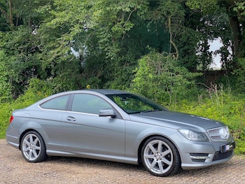 Used Mercedes-Benz C-Class 2014 for sale - 75935273: Photo