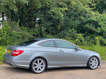 Used Mercedes-Benz C-Class 2014 for sale - 75935273: Photo
