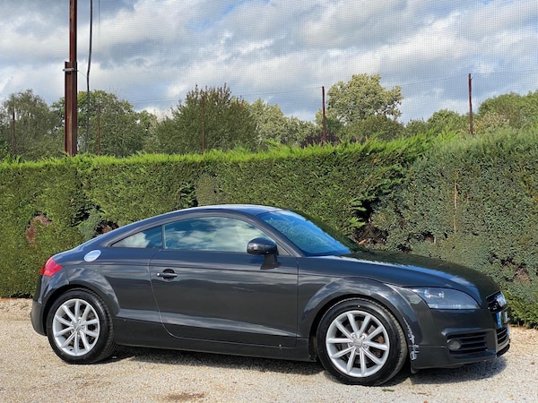 Used Audi TT 2011 for sale - 75797311: Photo 2