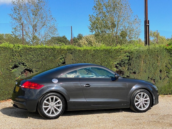 Used Audi TT 2011 for sale - 75797311: Photo 4