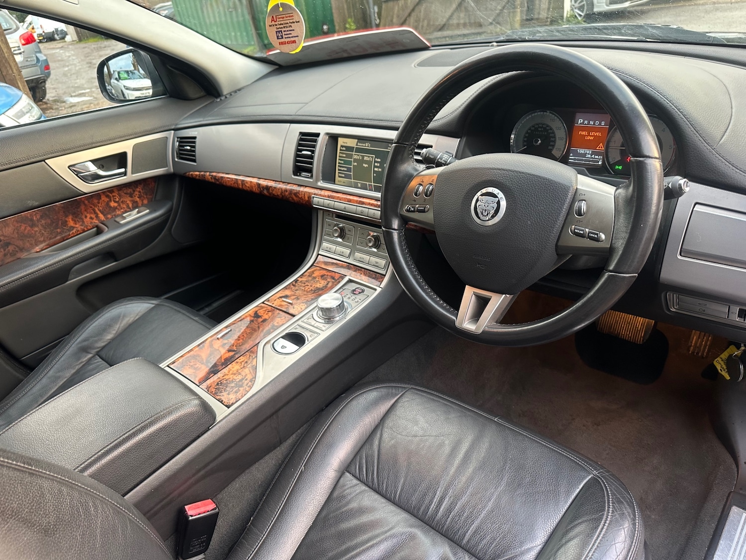 Used Jaguar XF 2009 for sale - 77564247: Photo 4