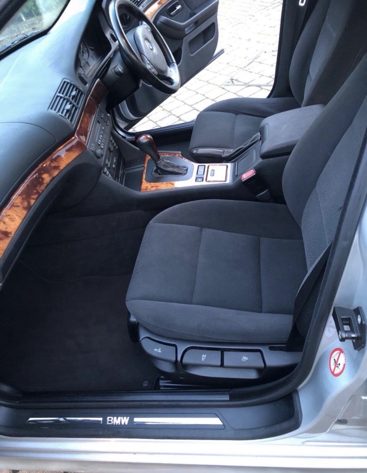 Used BMW 5 Series 2001 for sale - 77617901: Photo 2