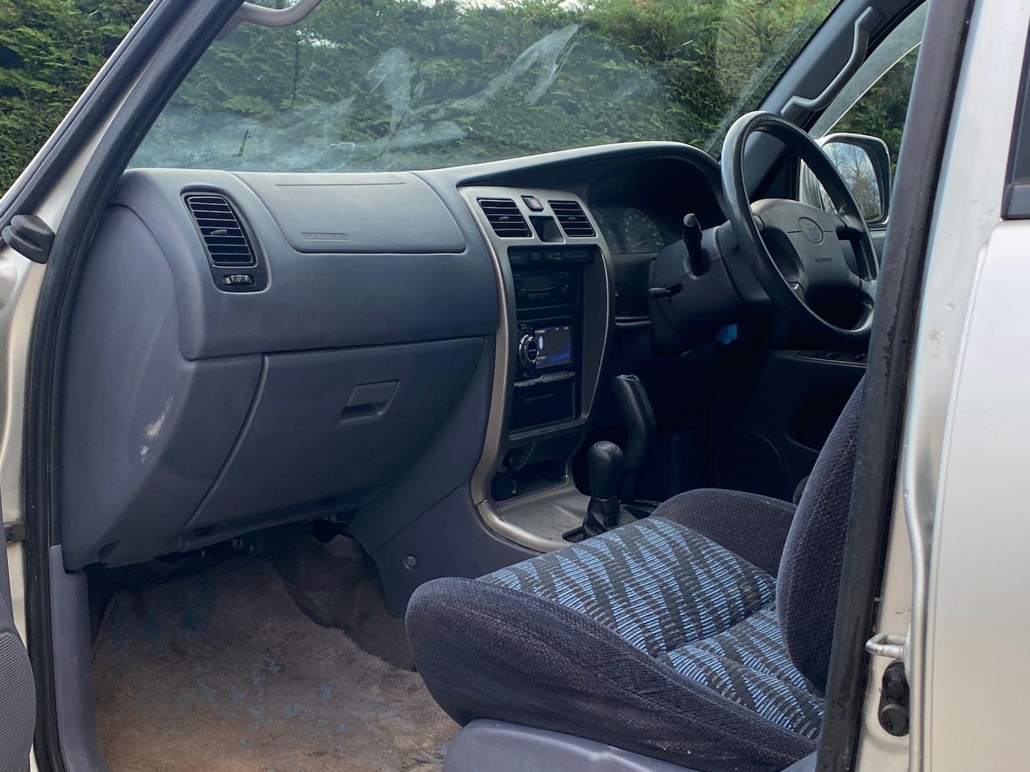Used Toyota Hilux 1998 for sale - 76598596: Photo 8
