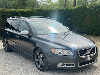 Used Volvo V70 2013 for sale - 78662772: Photo