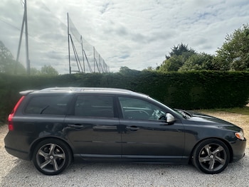 Used Volvo V70 2013 for sale - 78662772: Photo