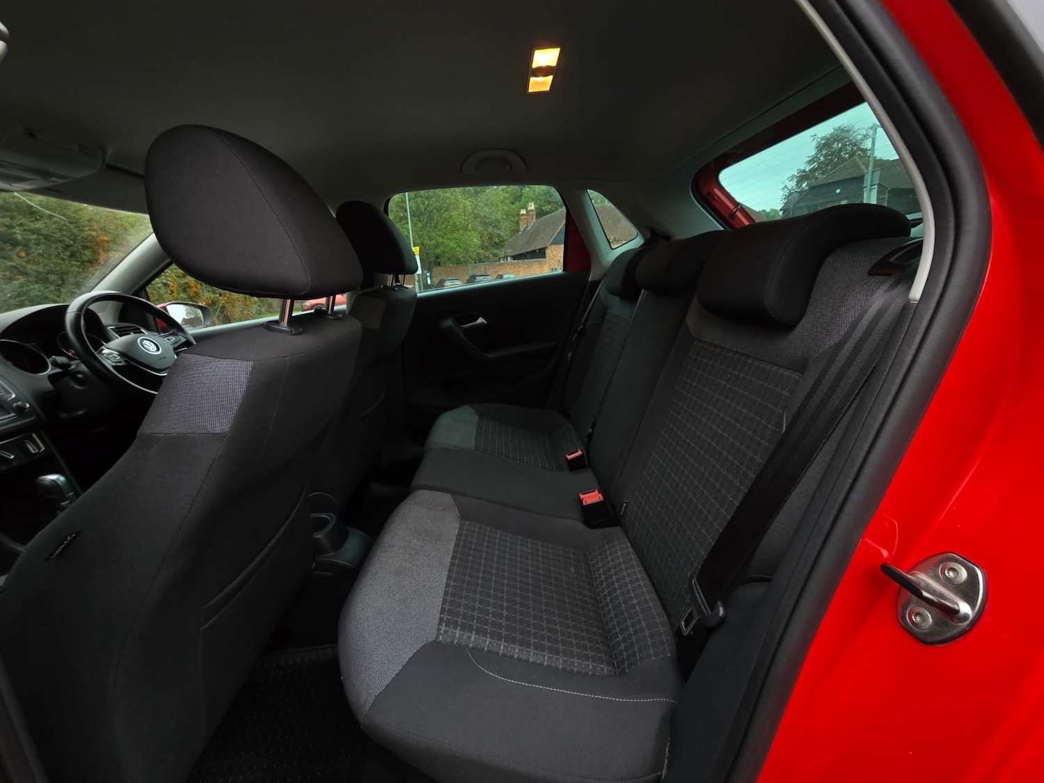 Used Volkswagen Polo 2017 for sale - 76277037: Photo 14