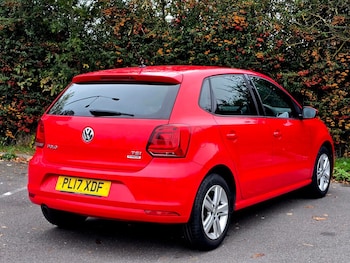 Used Volkswagen Polo 2017 for sale - 76277037: Photo 3