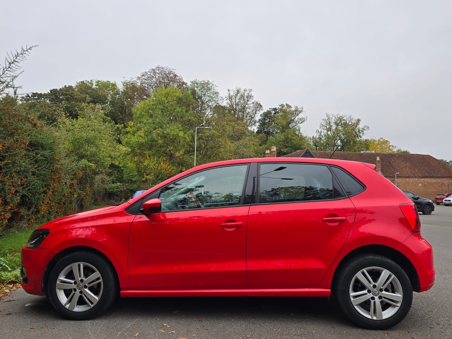 Used Volkswagen Polo 2017 for sale - 76277037: Photo 6