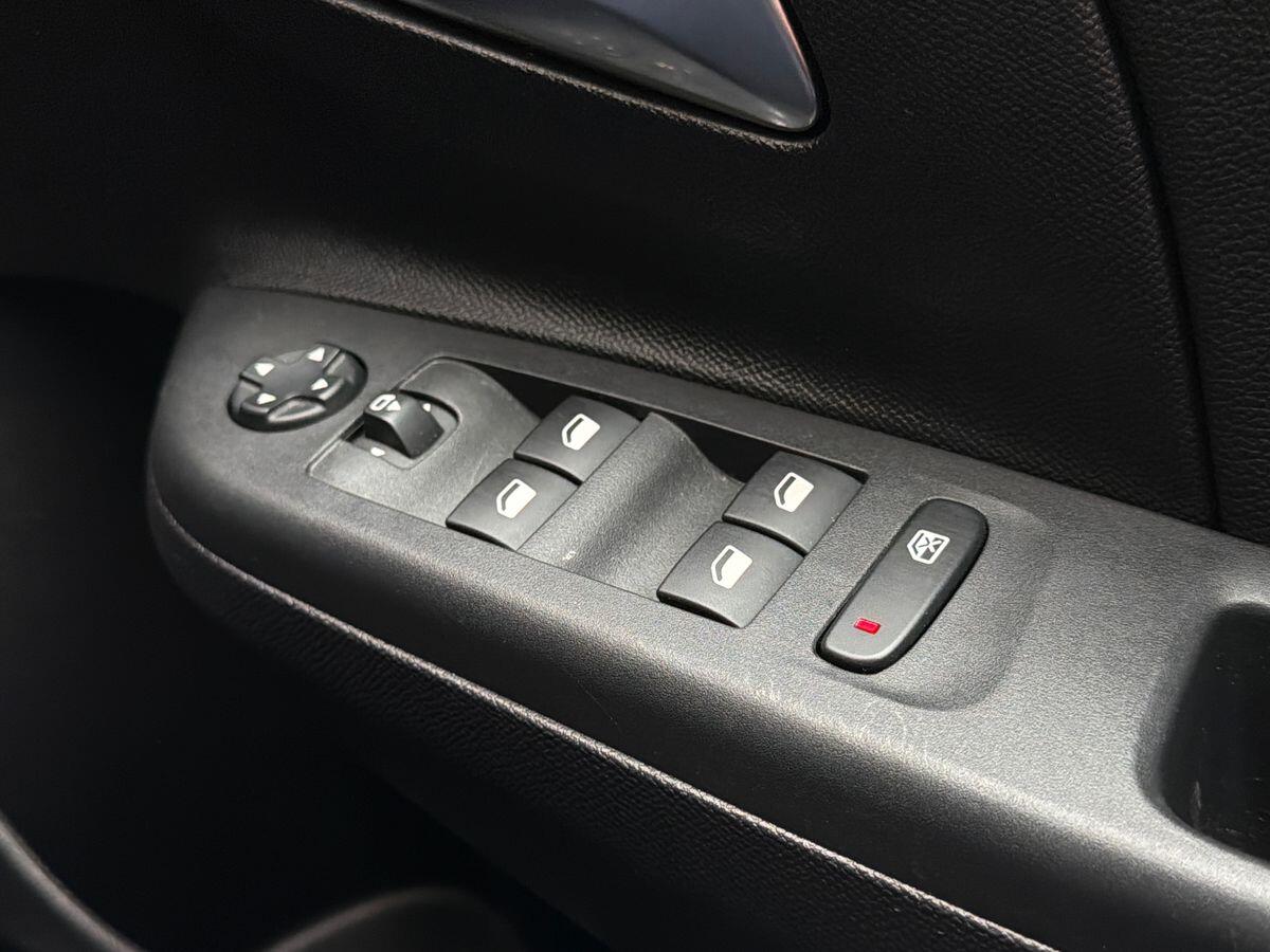 Used Vauxhall Corsa 2024 for sale - 76730902: Photo 20