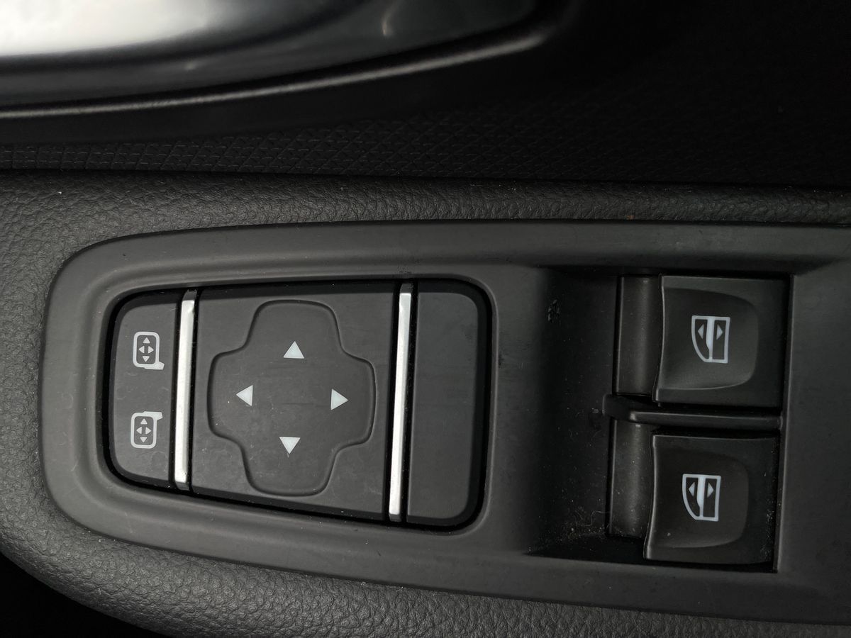 Used Renault Clio 2019 for sale - 77614313: Photo 20