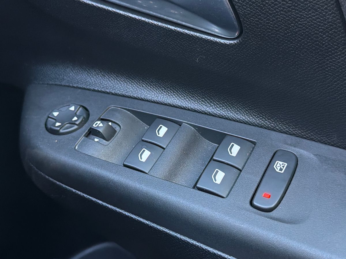 Used Vauxhall Corsa 2025 for sale - 77010325: Photo 20