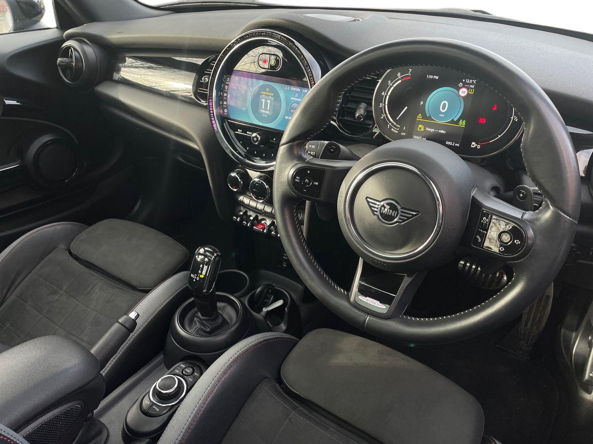 Used MINI Hatch 2023 for sale - 77539711: Photo 15