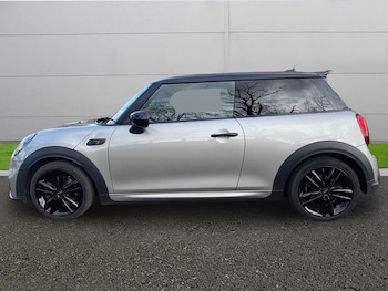 Used MINI Hatch 2023 for sale - 77539711: Photo