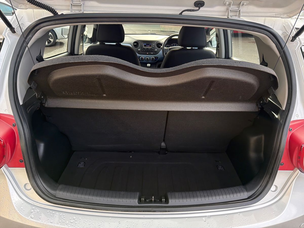 Used Hyundai i10 2015 for sale - 77307424: Photo 12