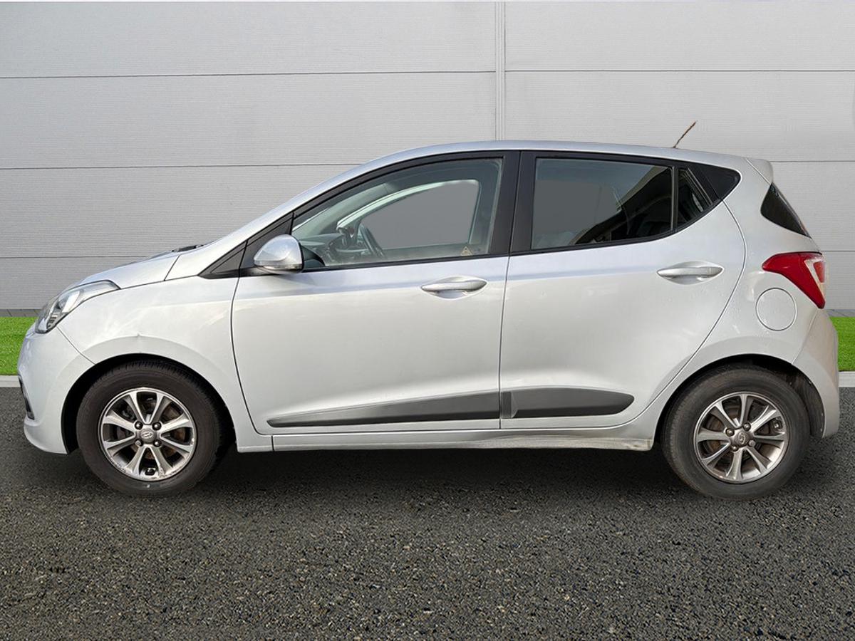 Used Hyundai i10 2015 for sale - 77307424: Photo 4
