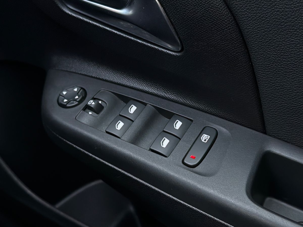 Used Vauxhall Corsa 2024 for sale - 77552323: Photo 20